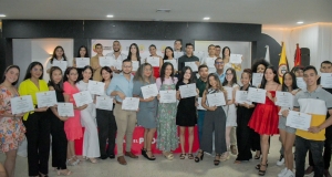 Graduaci&oacute;n Semillero Junior Uniaut&oacute;noma 2023-01: Un Nuevo Cap&iacute;tulo de Excelencia en Investigaci&oacute;n