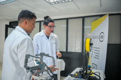 Uniaut&oacute;noma dio apertura a su primer laboratorio de impresi&oacute;n 3D y prototipaje, gracias a convenio con empresa Oniris ID