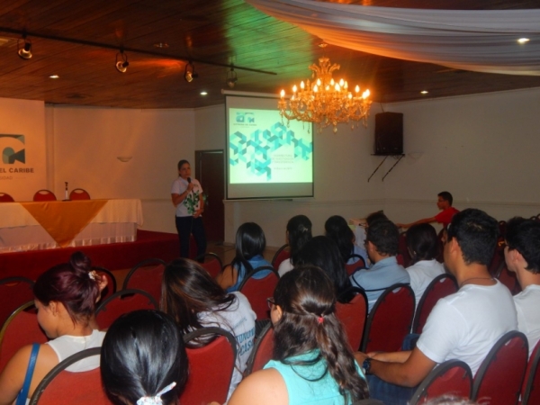 Inducci&oacute;n al programa institucional de semilleros de investigaci&oacute;n per&iacute;odo 2015 - 01