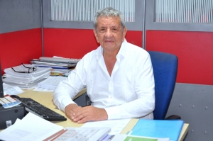 Senado invita a docente de Uniaut&oacute;noma a pertenecer su Centro de Investigaciones de Altos Estudios