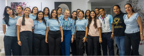 Estudiantes del Colegio Mar&iacute;a Auxiliadora, sede Norte, visitaron la Universidad Aut&oacute;noma del Caribe y participaron en experiencias de acercamiento a la vida universitaria y a los procesos de investigaci&oacute;n.